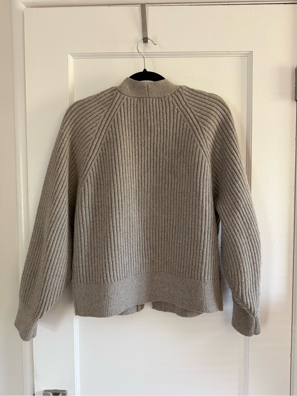 H&M Ribbed Button-Front Taupe Cardigan - Picture 2 of 5